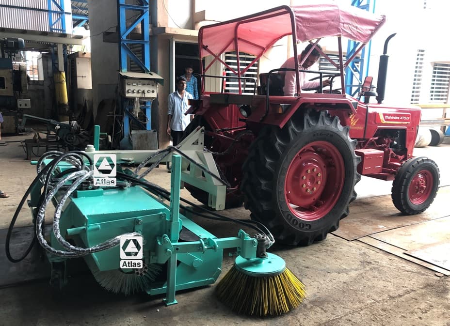 Hydraulic Broom